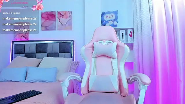 Isa7  online show from February 13, 2:19 pm