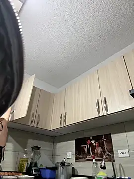 dulce-katt online show from April 18, 9:56 am