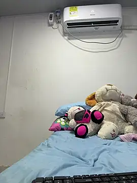 vennuss19 online show from March 17, 9:52 pm