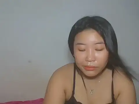 Zyeiii online show from April 9, 9:26 am