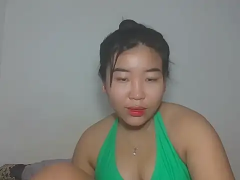 Zyeiii online show from March 14, 9:38 pm