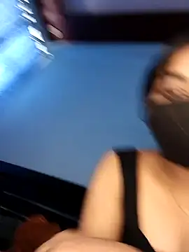 sexygirl889 online show from April 4, 5:06 am