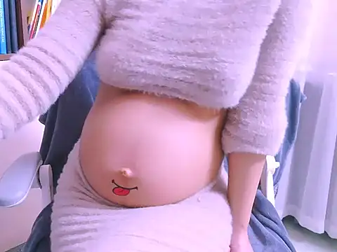 Single-momm22 online show from January 9, 2:21 pm