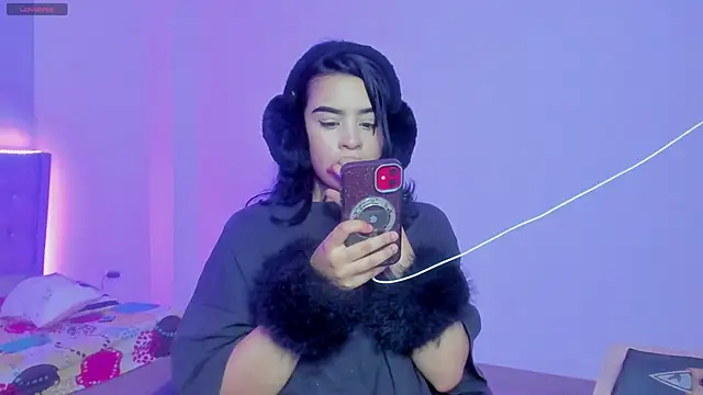 kitty violet11 online show from April 15, 1:06 am