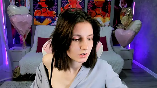 KikaOsterman online show from February 27, 12:05 pm