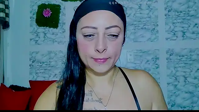 XXXStephanie XXX online show from July 9, 10:22 pm