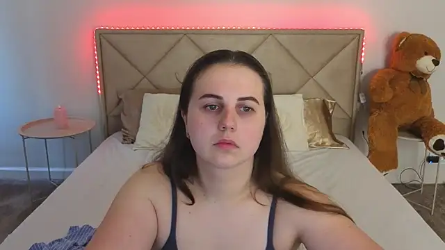 MikaFoxy online show from April 14, 5:29 am