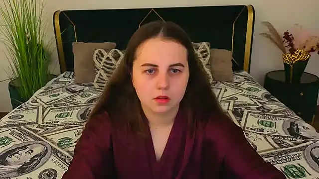 MikaFoxy online show from April 17, 5:31 am