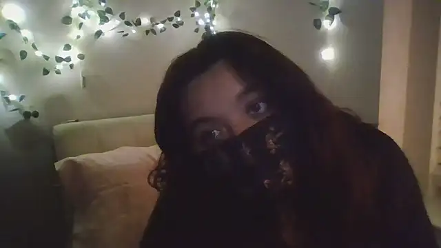 Lunablushh online show from February 10, 3:42 am