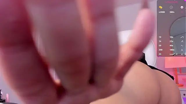 your alina18 online show from February 7, 12:03 am