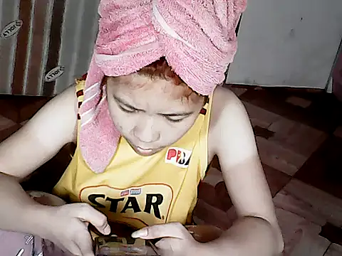 xxhotamizinggirl online show from June 7, 12:12 pm