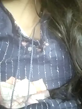 Zaara101 online show from April 8, 11:29 pm