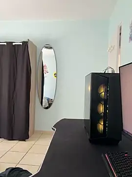 Faucettes online show from March 31, 8:47 am