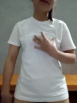 Vanvan68xx online show from March 29, 9:25 pm