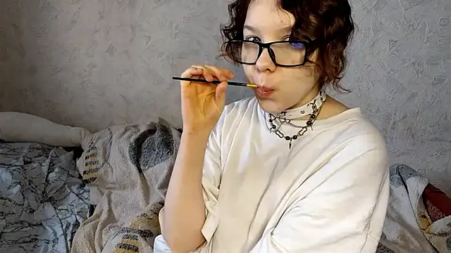 aIexobedient online show from February 16, 10:15 am