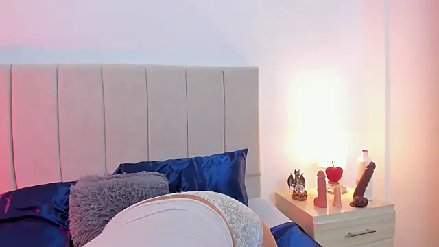 nathy bush online show from April 13, 7:14 pm