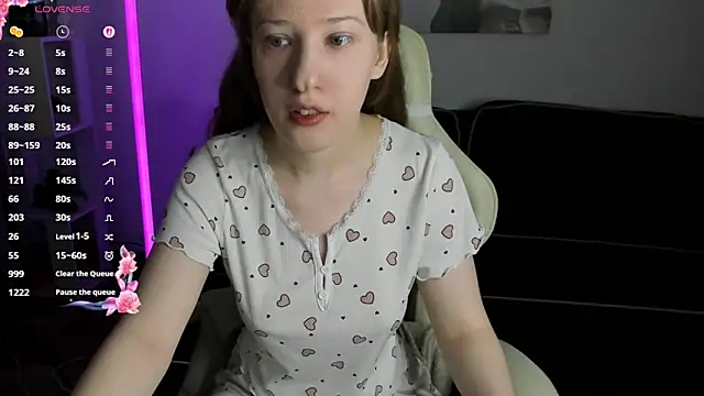 tracy aw online show from April 16, 8:25 am