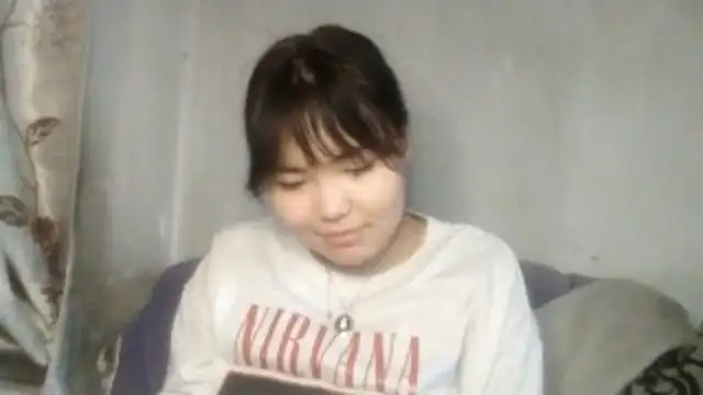 MollyAsian online show from March 2, 5:52 am