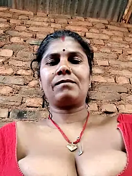 Hot di97 online show from March 21, 1:21 am