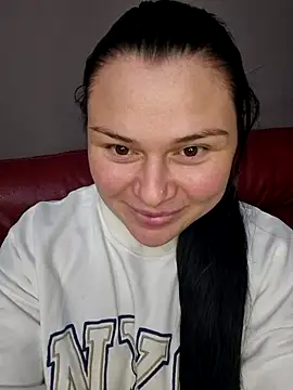 9Alice online show from January 11, 5:40 pm