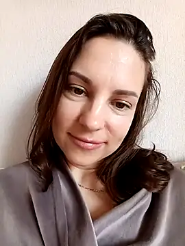 She-Moon online show from April 19, 6:46 am