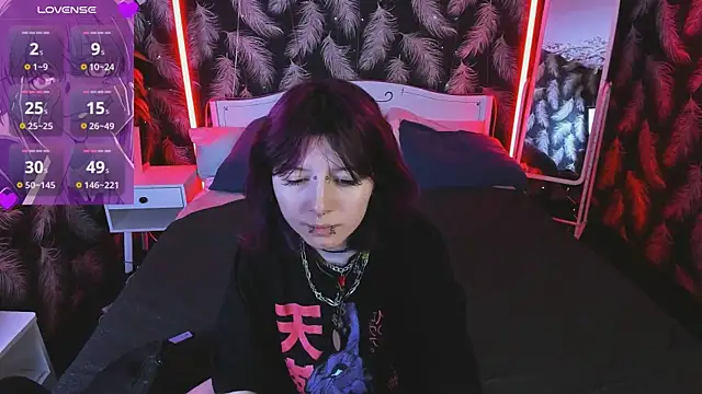 Ashley Veil online show from April 20, 9:40 pm