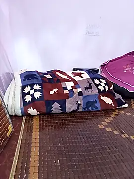 Phoebe-e online show from April 15, 11:49 pm