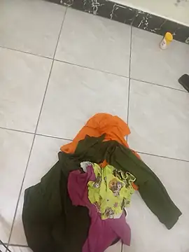 PatriciaVen online show from February 6, 7:01 am