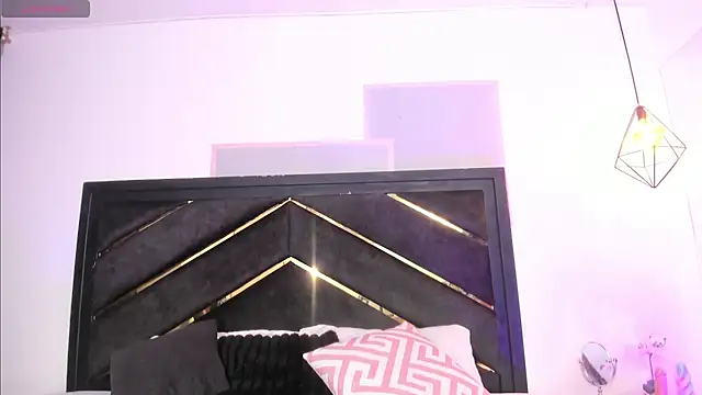 april jones05 online show from April 17, 11:23 am