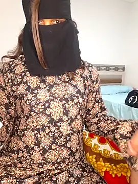 Mido 0786 online show from April 3, 10:52 pm