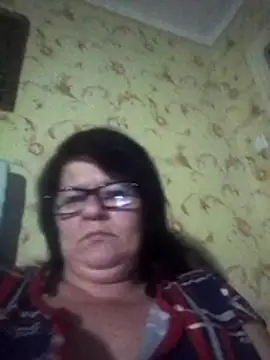 NysiOlsen online show from February 24, 5:44 pm