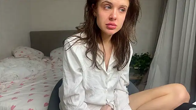 Miss MiaMIA online show from January 15, 4:29 am