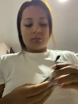 Pretty  Milf online show from March 21, 2:55 pm