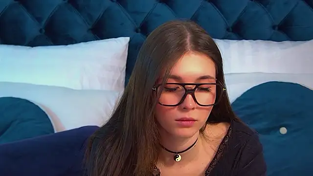 VanessaCelesti online show from March 1, 6:46 am