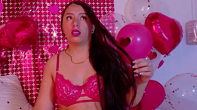 Mia C online show from February 13, 10:28 am