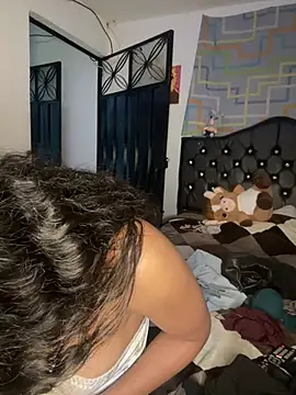 Nyxx Velariia online show from April 18, 10:42 pm