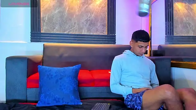 ALEX KEITH26 online show from April 18, 12:07 pm