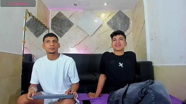 ALEX KEITH26 online show from April 2, 12:13 pm