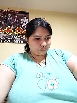 LauraHorny69 online show from April 15, 1:39 am