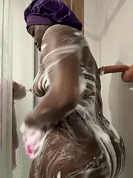 icelyne 2001 online show from April 11, 12:06 am