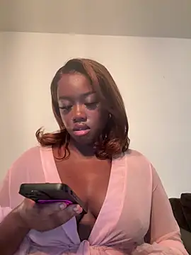 icelyne 2001 online show from April 19, 6:43 pm