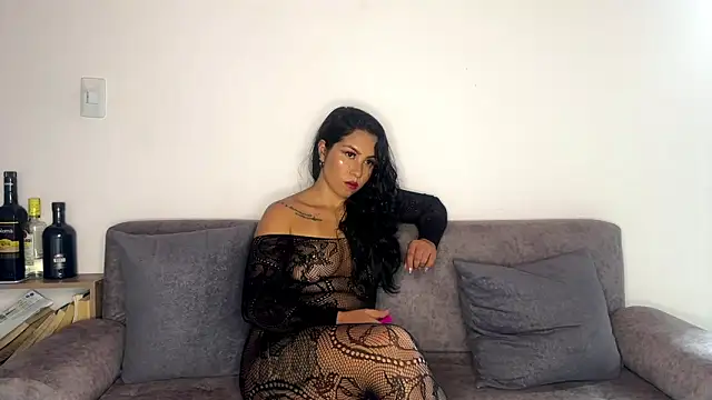 selenaln online show from May 28, 6:28 pm