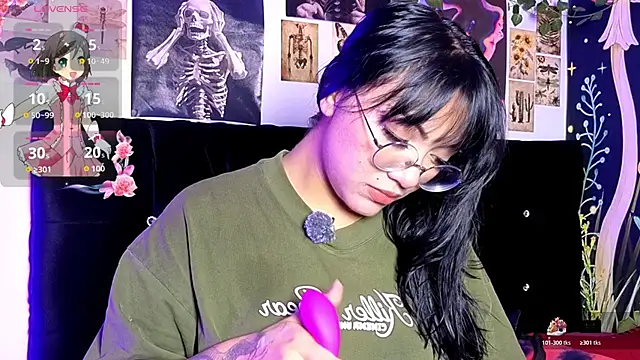 victoriia thompson online show from February 6, 8:23 pm