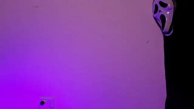 victoriia thompson online show from February 15, 8:52 pm