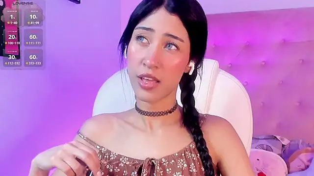 internett sweetheart online show from April 9, 6:19 am