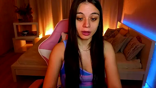 Kim Bless online show from April 15, 2:23 am