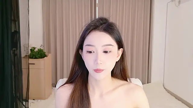 Dancing-Coco12 online show from February 12, 3:41 am