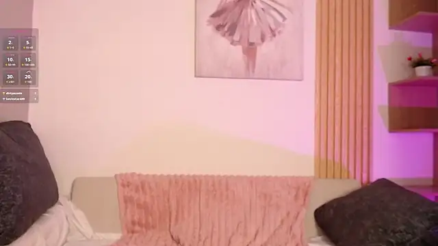 chloe peach  online show from March 11, 1:14 pm