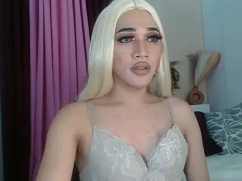 Kendalllust online show from April 12, 3:15 pm