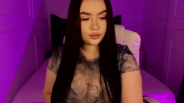 tinafox  online show from March 6, 8:09 am